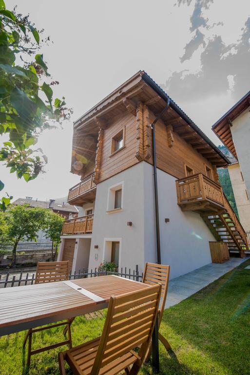 Casa Al Rin Διαμέρισμα Isolaccia Εξωτερικό φωτογραφία