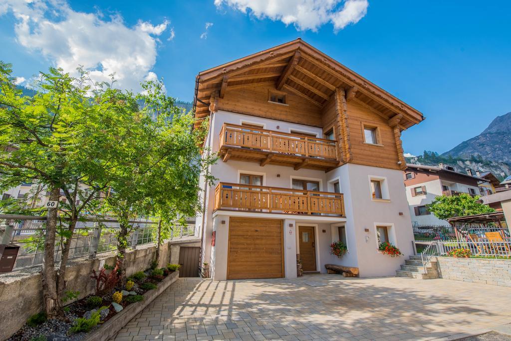Casa Al Rin Διαμέρισμα Isolaccia Εξωτερικό φωτογραφία